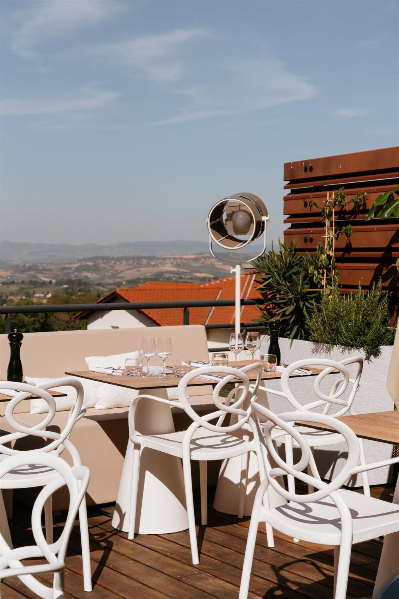 Hotel-Restaurant La Caborne 리모네스트 외부 사진